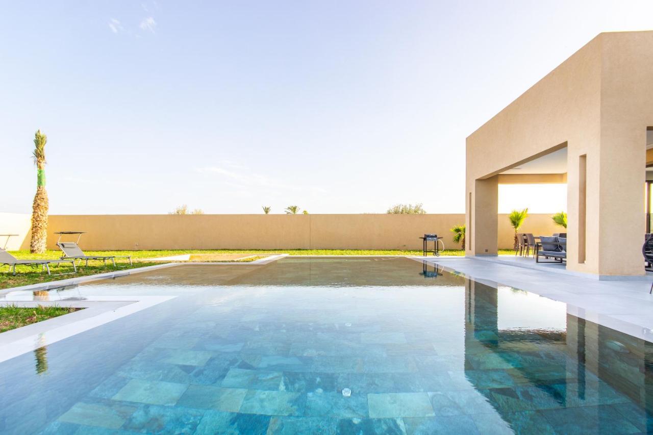 Villa NeWaVe, Lux, Piscine chauffée Inclus, Personnels Marrakesh Exterior foto